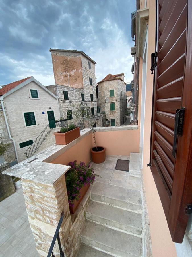 Ancora Faros Appartement Stari Grad  Buitenkant foto