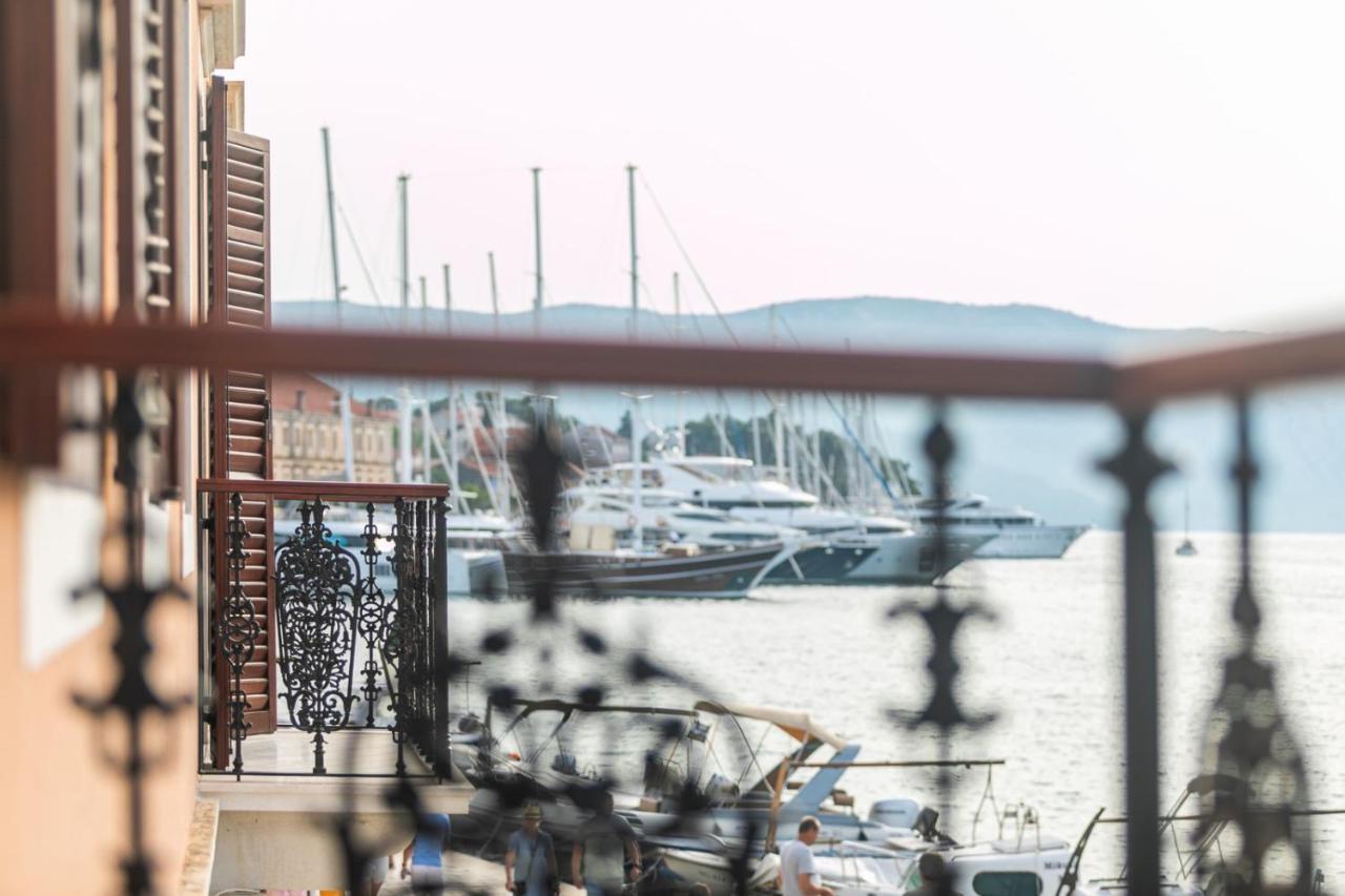 Ancora Faros Appartement Stari Grad  Buitenkant foto