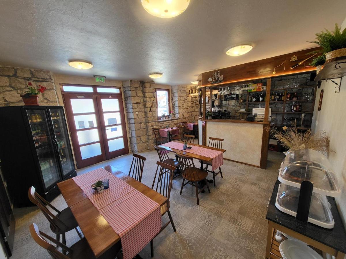 Ancora Faros Appartement Stari Grad  Buitenkant foto