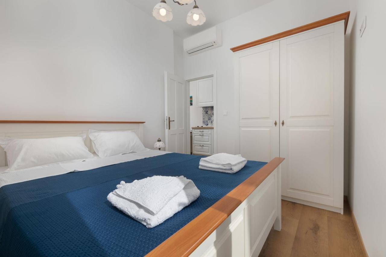 Ancora Faros Appartement Stari Grad  Buitenkant foto