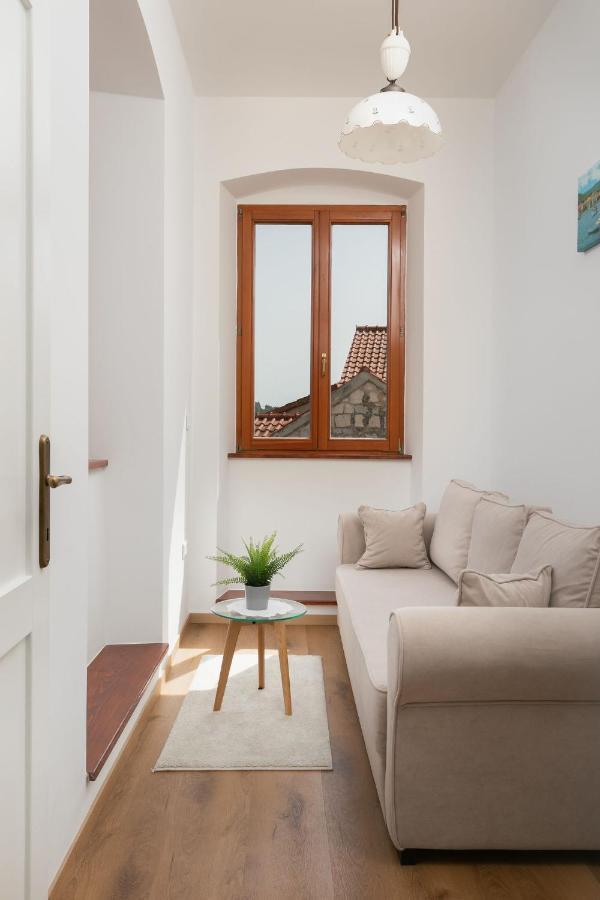 Ancora Faros Appartement Stari Grad  Buitenkant foto