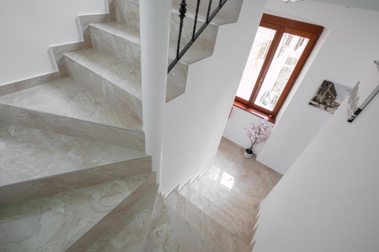 Ancora Faros Appartement Stari Grad  Buitenkant foto