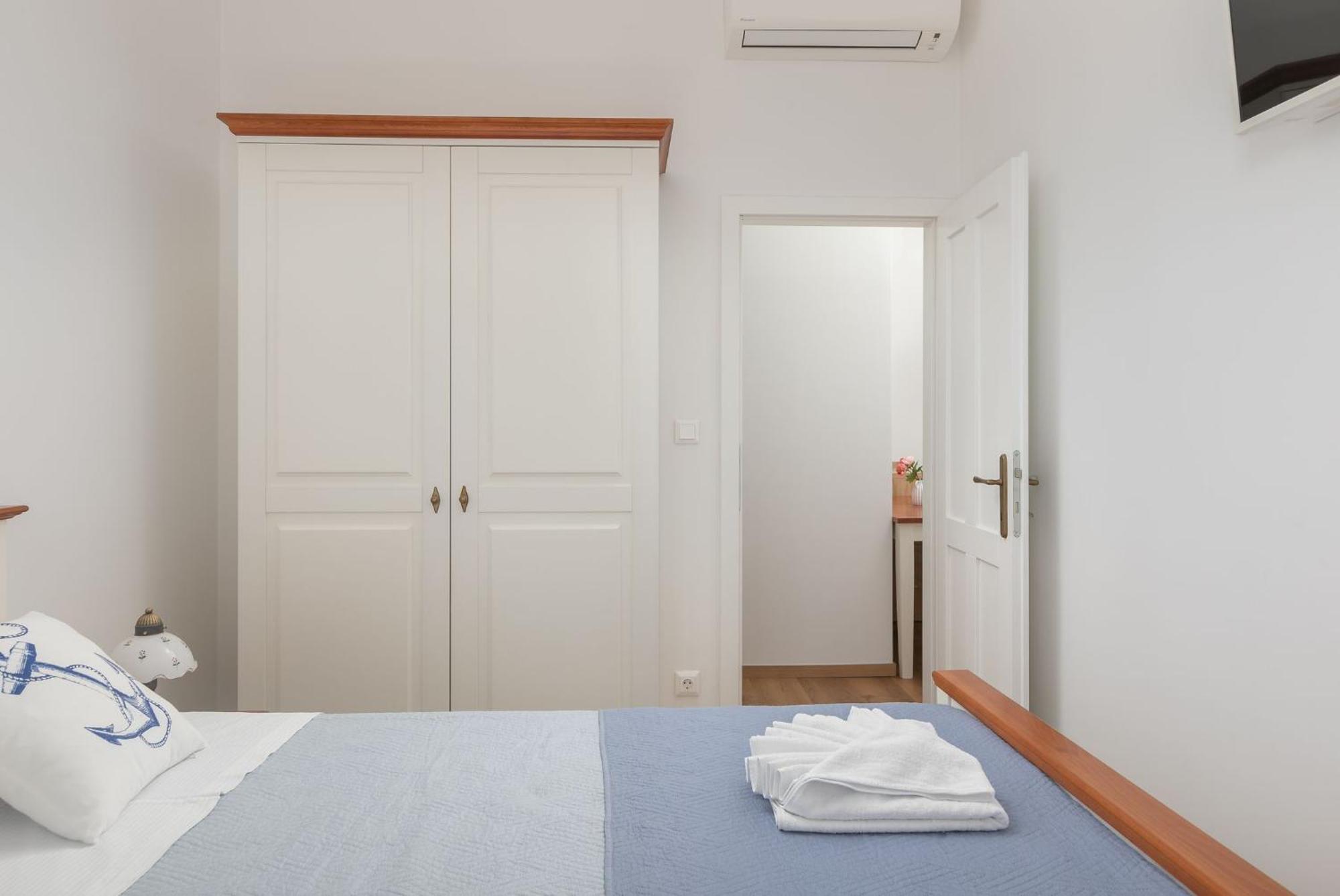 Ancora Faros Appartement Stari Grad  Kamer foto