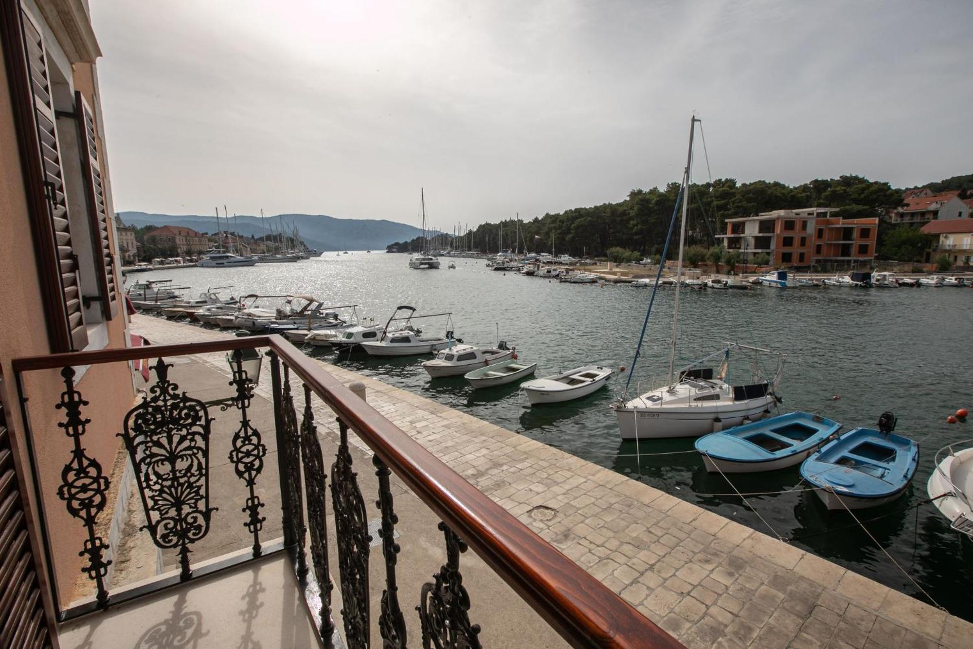 Ancora Faros Appartement Stari Grad  Kamer foto